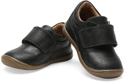 

Teddy Toes Boys Velcro Moccasins(Black