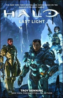 Halo: Last Light(English, Paperback, Denning Troy)