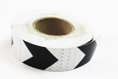 Laps of Luxury GD822 Black and White Arrow 50.8 mm x 3.65 m Black, White Reflective Tape(Pack of 1)