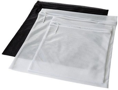 Power Up 5 L Black, White Laundry Bag(Nylon)