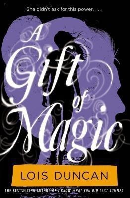 A Gift of Magic(English, Paperback, Duncan Lois)