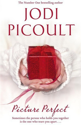 Picture Perfect(English, Hardcover, Picoult Jodi)