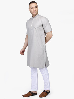 Rajubhai Hargovindas Men Solid Straight Kurta(Grey)