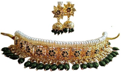 hurrio Brass Gold-plated Green Jewellery Set(Pack of 1)