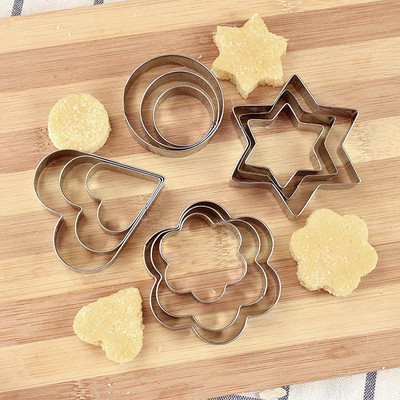 MACARIZE Cookie Cutter Stainless Steel with 4 Shapes Heart, Round, Star & Flower Biscuit Shaper Mould Cake Decorating Fondant Cutting Tools (3 Sizes) Cookie Cutter(Pack of 12)