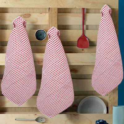 

Rhome Red Cotton Kitchen Linen Set(Pack of 3)