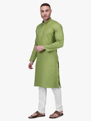 Rajubhai Hargovindas Men Solid Straight Kurta(Green)