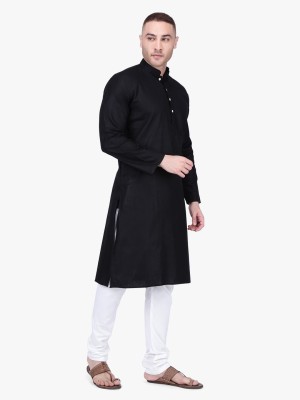 Rajubhai Hargovindas Men Solid Straight Kurta(Black)