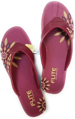 FLITE Women Wedges(Maroon, Beige , 7)