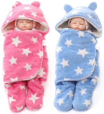 FIRST TREND Printed Crib Hooded Baby Blanket for  Heavy Winter(Fur, Pink & Blue)