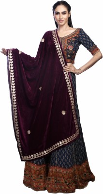 Traditions Bazaar Velvet Embroidered Women Dupatta