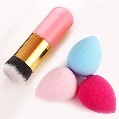 BELLA HARARO Foundation with 3 Sponge Puff Blender(4 Items in the set)