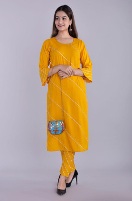 ZYXA Women Printed Straight Kurta(Yellow)