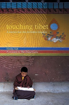 Touching Tibet(English, Paperback, Ash Niema)
