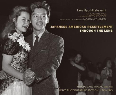 Japanese American Resettlement through the Lens(English, Hardcover, Hirabayashi Lane Ryo)