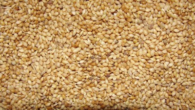 KOO Retails Natural Foxtail Yellow Millet. Super Delux Chhoti Kangni Seeds for Birds (Yellow/Small). A good source of Protein, vitamins, carbohydrates and energy booster. 5 kg Dry Young, Adult, Senior, New Born Bird Food