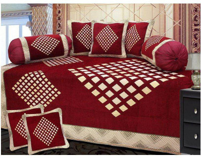 Shivkirpa Velvet Abstract Diwan Set(Red, Gold)