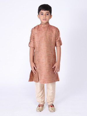 Tabard Boys Solid Straight Kurta(Maroon)