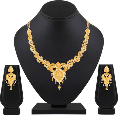 Shining Diva Metal Gold-plated Gold Jewellery Set(Pack of 1)