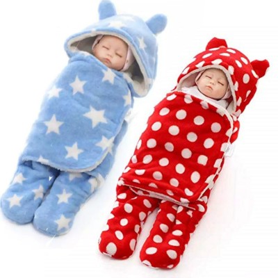 BRANDONN Printed Single Hooded Baby Blanket for  Mild Winter(Poly Cotton, Red, Blue)