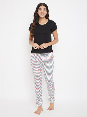 Clovia Women Printed Black, Grey Top & Pyjama Set
