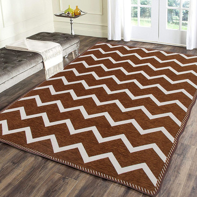 Linen Basics Brown Chenille Runner(5 ft,  X 7 ft, Rectangle)