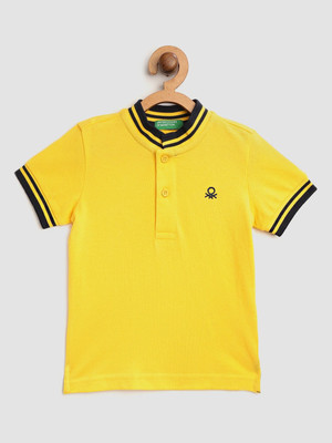 United Colors of Benetton Boys Solid Pure Cotton Regular T Shirt(Yellow, Pack of 1)