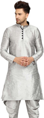 Over Crowd Men Solid Straight Kurta(Silver)