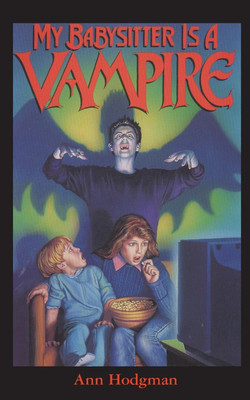 My Babysitter is a Vampire(English, Paperback, Hodgman Ann)
