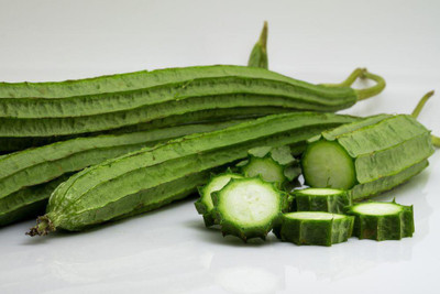 V Seed Luffa Tori / Ridge Gourd Seed Seed(120 per packet)