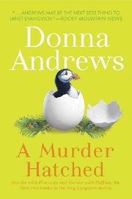 A Murder Hatched(English, Paperback, Andrews Donna Director of Therapy Research)