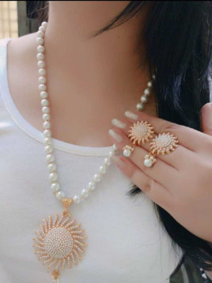 Nepino Alloy Gold-plated White, Gold Jewellery Set(Pack of 1)