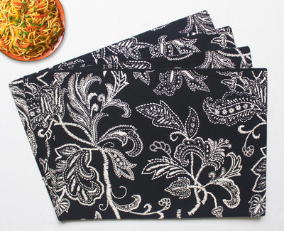 Flipkart SmartBuy Rectangular Pack of 4 Table Placemat(Black, White, Cotton)