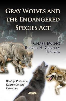 Gray Wolves & the Endangered Species Act(English, Paperback, unknown)