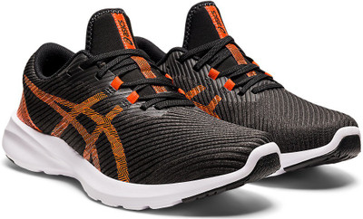 Asics Versablast Walking Shoes For Men(Black , 7)