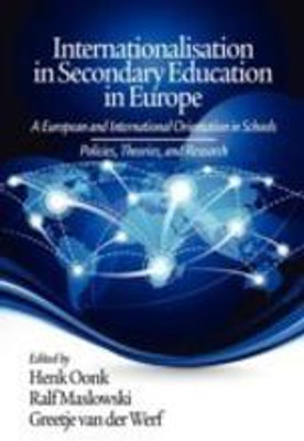 Internationalisation in Secondary Education in Europe(English, Paperback, Maslowski Ralf)
