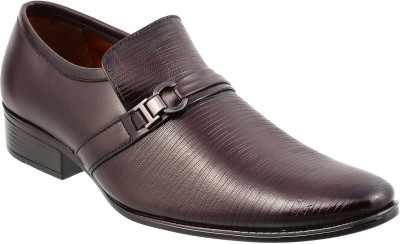 MOCHI Awesome Slip On For Men(Maroon , 41)