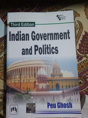 Indian Government and Politics(English, Paperback, Ghosh Peu)