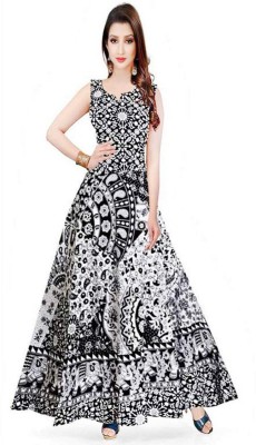 Kuberdisha Anarkali Gown(White, Black)