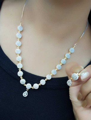 Pihoo Enterprise Alloy Gold-plated White Jewellery Set(Pack of 1)