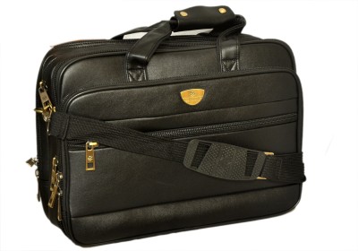 MAGIC Men Black Messenger Bag