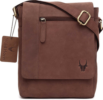 WILDHORN Men & Women Brown Messenger Bag