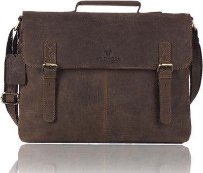 WILDHORN Men Brown Messenger Bag