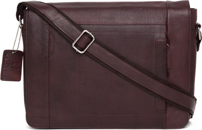 WILDHORN Men Maroon Messenger Bag