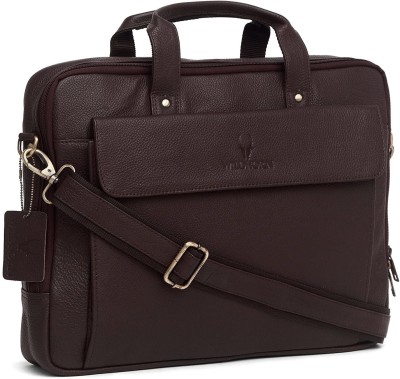 WILDHORN Men Brown Messenger Bag