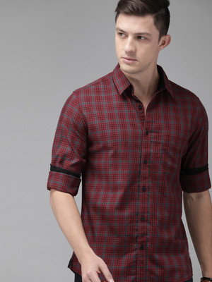 Roadster Men Checkered Casual Maroon Shirt
