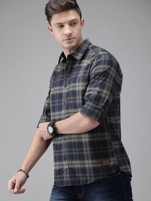 Roadster Men Checkered Casual Dark Blue Shirt