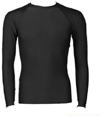 Lycot Solid Men Round Neck Black T-Shirt