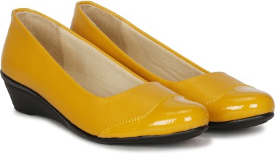 Footshez Bellies For Women(Yellow , 7)