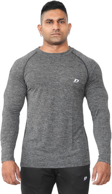 Decisive Self Design Men Round Neck Black T-Shirt